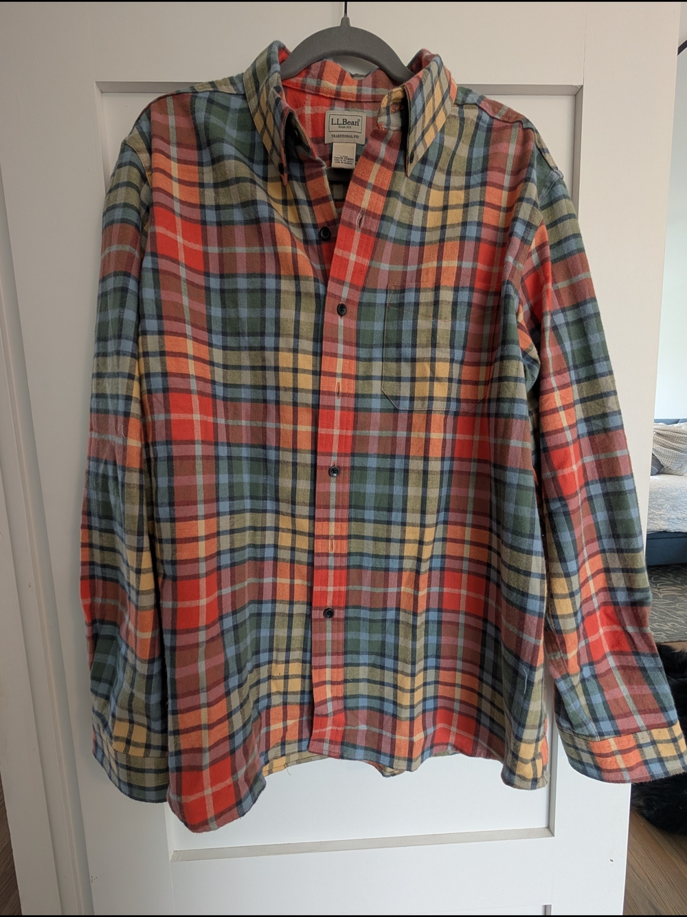 L.L. Bean Men’s Plaid Button-Down Flannel 100% Cotton Shirt Multicolor